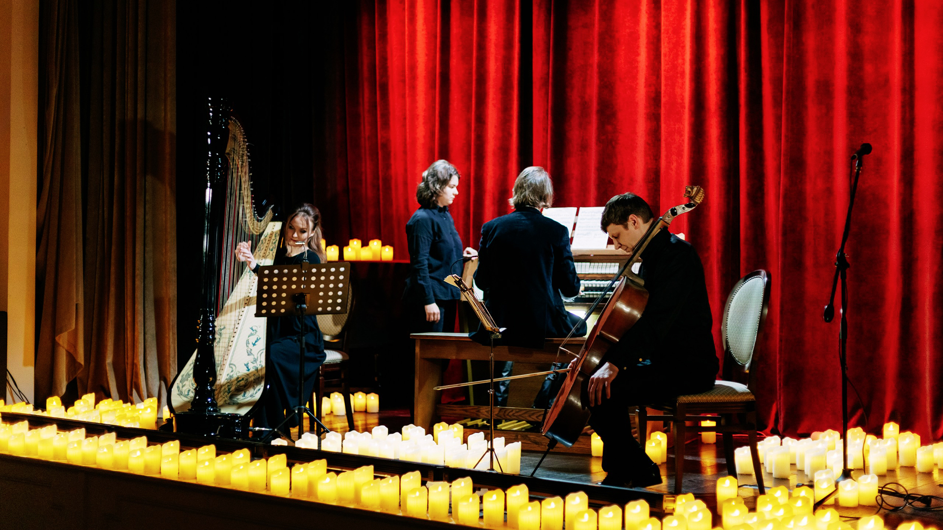 Рок-Хиты на Органе при Свечах..