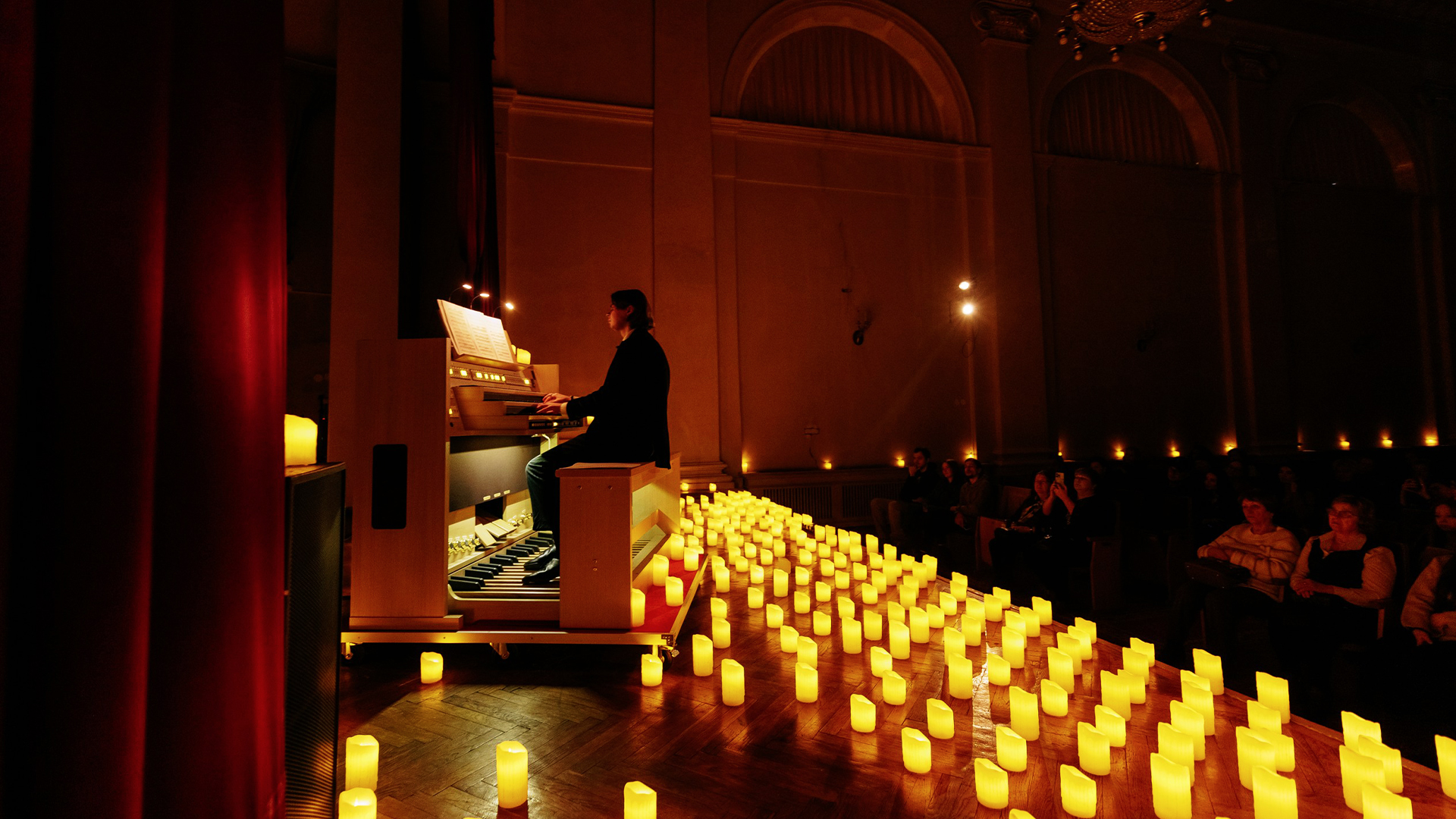 "Орган и Дудук при Свечах"