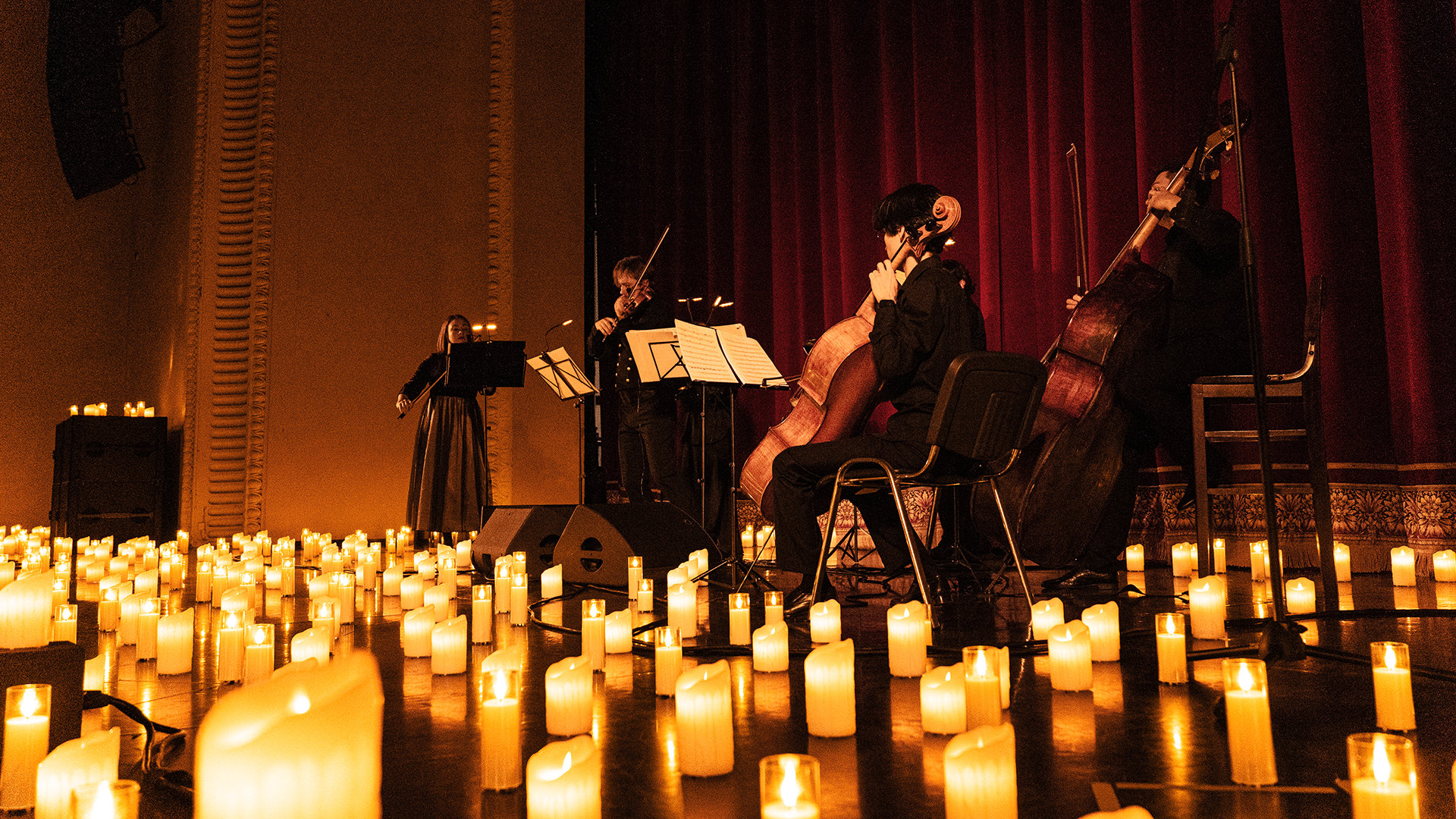 "Рождественский концерт при Свечах".