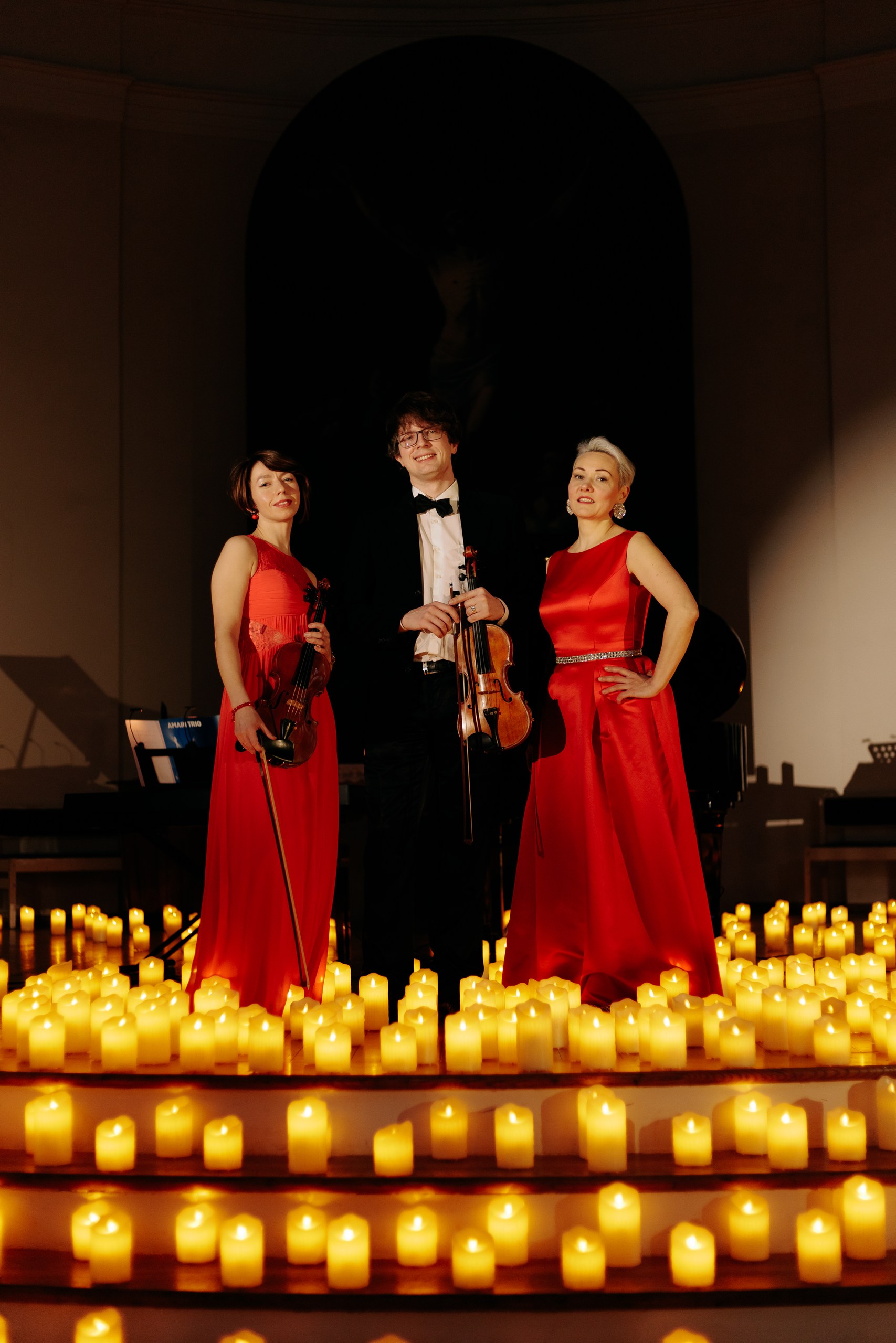 Трио «Любящее трио» ​​​/  AmariTrio